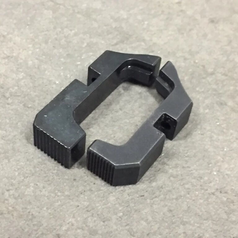 Prodloužený uvolňovač zásobníku CZ P07/P09 HB Industries®